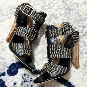 Levity Erica Size 9